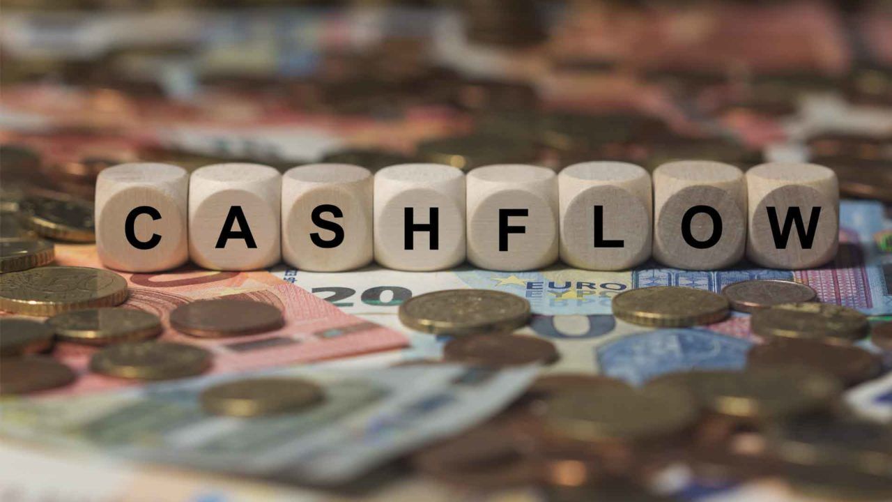 Cómo calcular y analizar el cash flow
